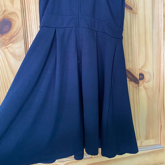 🌸navy windsor mini dress - Picture 4 of 5